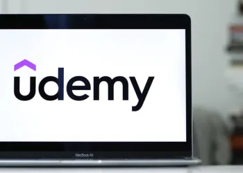 Udemy’nin Kurucusu: Eren Bali’nin İlham Veren Başarı Hikayesi