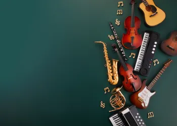 Ünlülerin Gittiği Müzik Kursları Neden Bu Kadar Popüler Oldu?