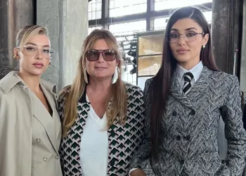 Türk Rüzgarı Milano'da: Hande ve Gamze Erçel Kardeşler Modanın Kalbini Fethetti!