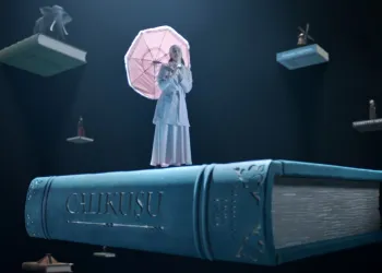 Ünlü Projelerin Arkasındaki İmza Erlas: Dizi ve Film Dünyasının Gizli Kahramanı