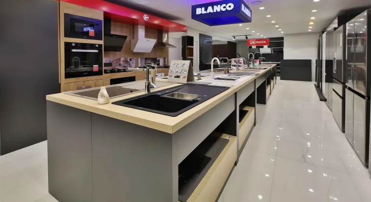 Ünlülerin Mutfaklarında Şıklığın Adresi: Ankastre Galeri